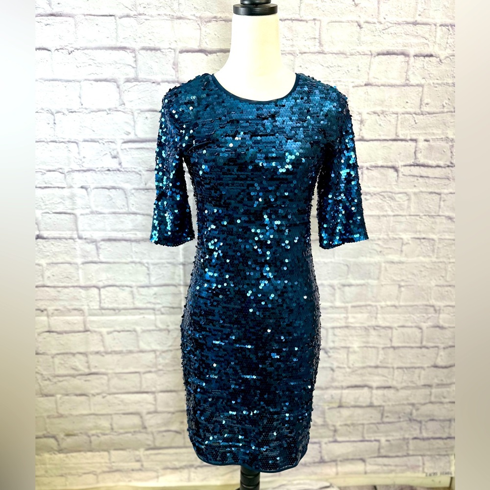 BCBGMAXAZRIA Marta Sequin Bodycon Dress Blue Medium Does Have‎ Flaw See Pic 4